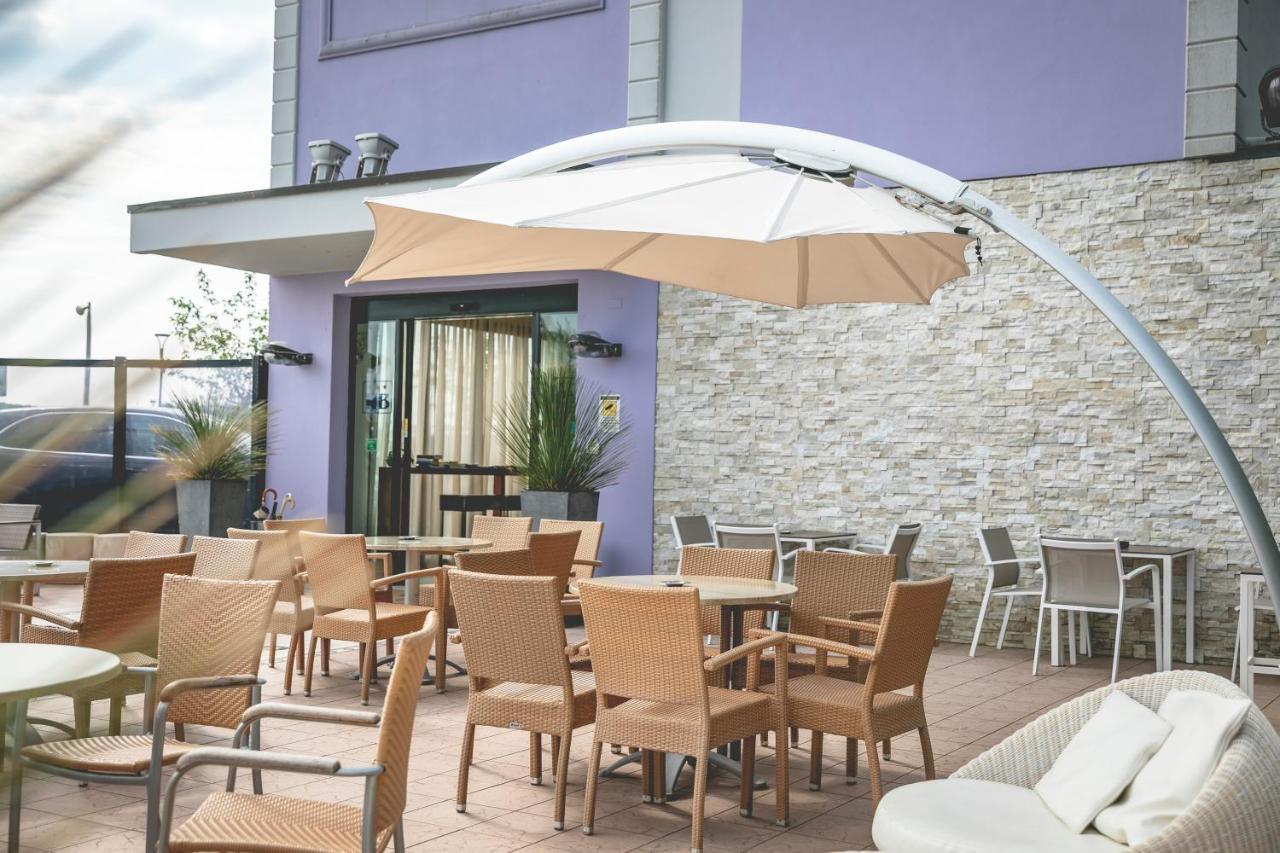 Hotel Baya - In Centro, Sul Mare Milano Marittima Exterior foto