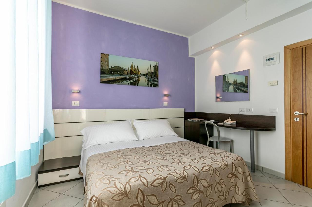Hotel Baya - In Centro, Sul Mare Milano Marittima Exterior foto