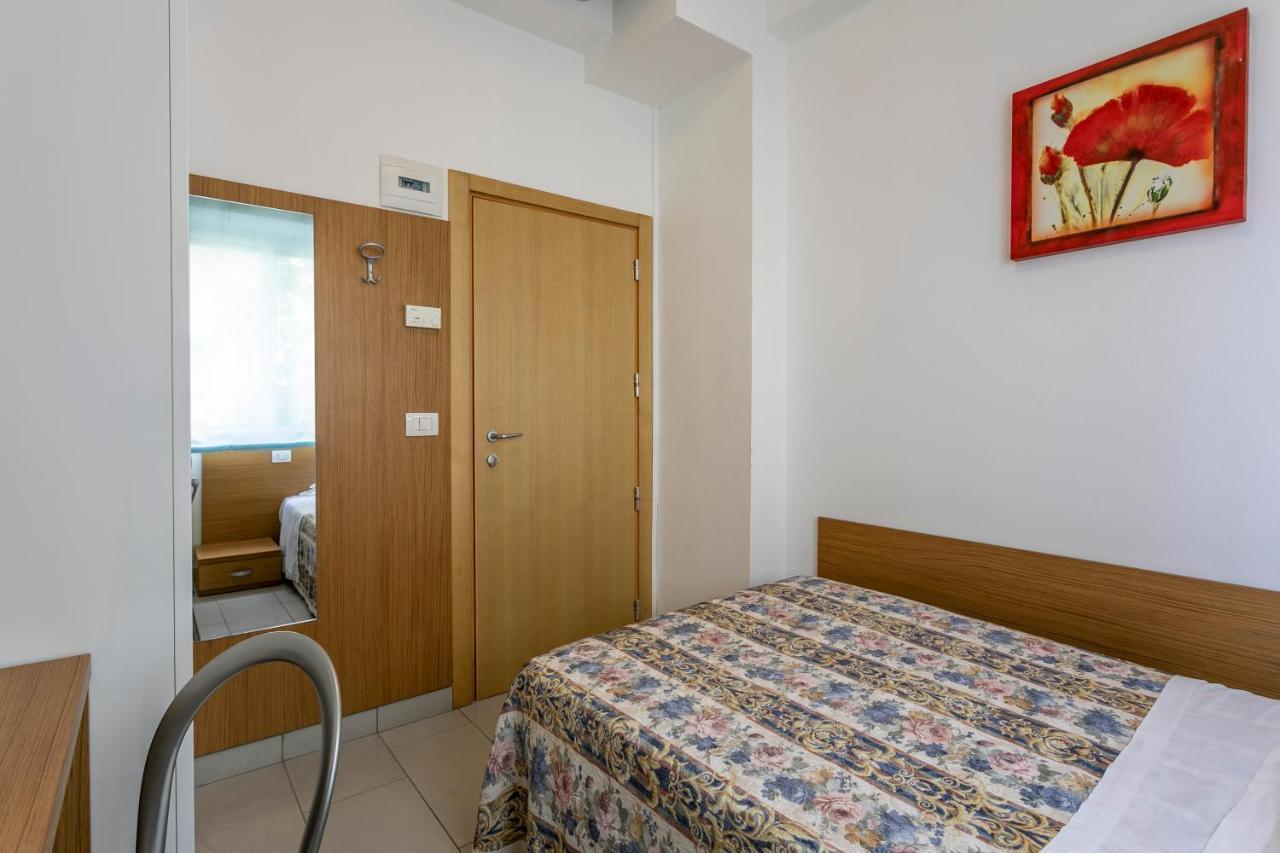 Hotel Baya - In Centro, Sul Mare Milano Marittima Exterior foto